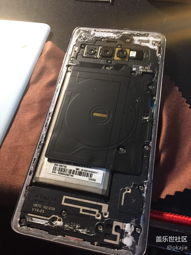 s10港版黑自行更換后蓋