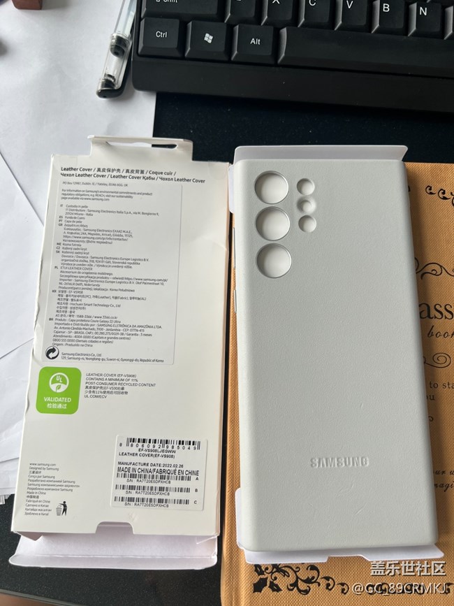 三星真皮灰色官方殼和一付耳機(jī)