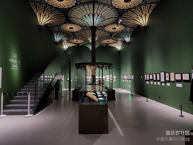 帶上Galaxy S22 與愛麗絲開啟一場神奇的冒險(xiǎn)之旅吧！