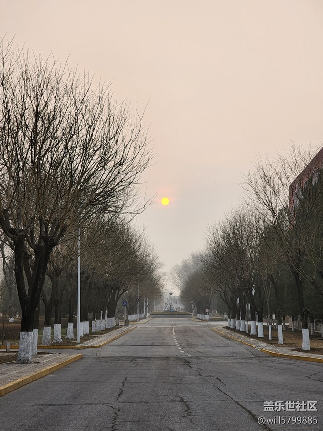 能拍月亮不是本事，我們還可以拍太陽