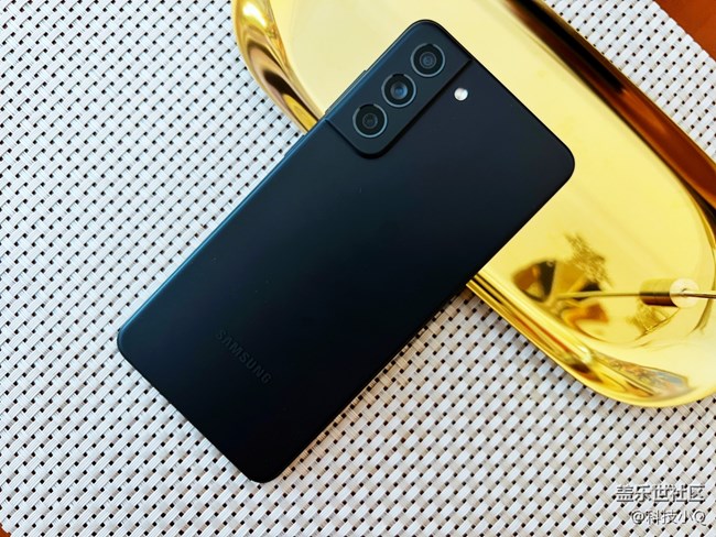 最佳小屏旗艦三星Galaxy S21 FE 5G上手！