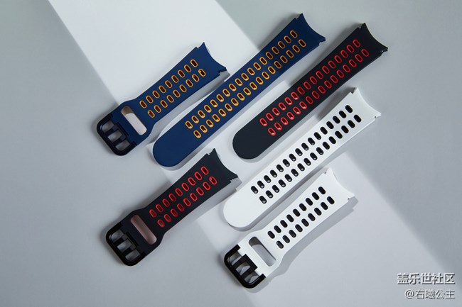 三星Galaxy Watch4 Bespoke Edition 繽色定制版精美圖賞