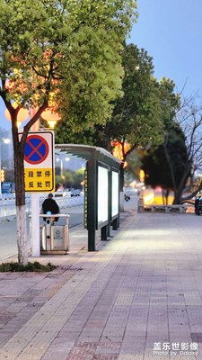 夜幕降臨，隨手拍