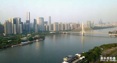 上廣州塔看電影，不到30塊，超值