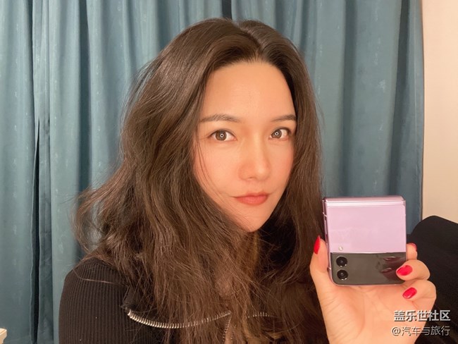 顏值高，細(xì)節(jié)棒，撞色設(shè)計絕對是加分項