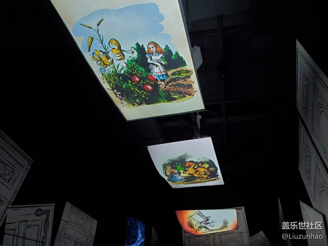 三星S22好奇女孩愛麗絲打卡+穿越夢游仙境