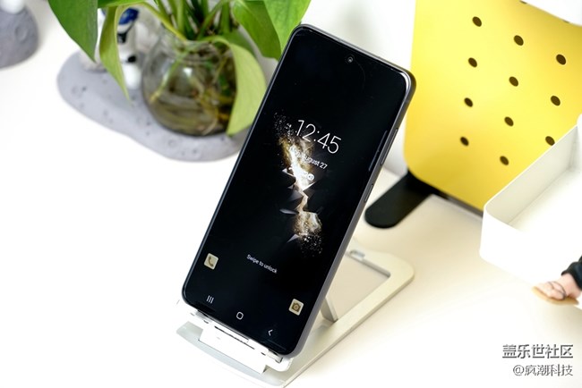 最新上手S21 FE 5G手機(jī)，談?wù)劤躞w驗(yàn)