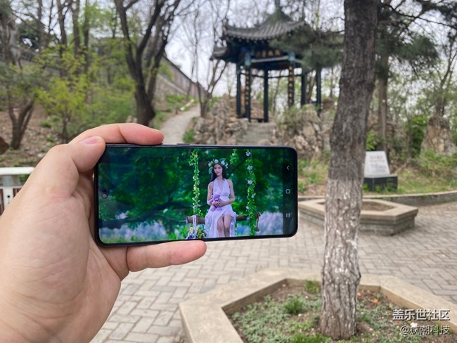 用手機(jī)隨手記錄生活，這花開的也太美了！