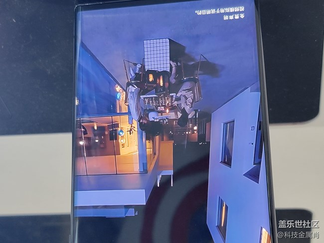 【S系列風(fēng)采】+現(xiàn)代極簡(jiǎn)美學(xué)設(shè)計(jì)，秉承三星“本真設(shè)計(jì)