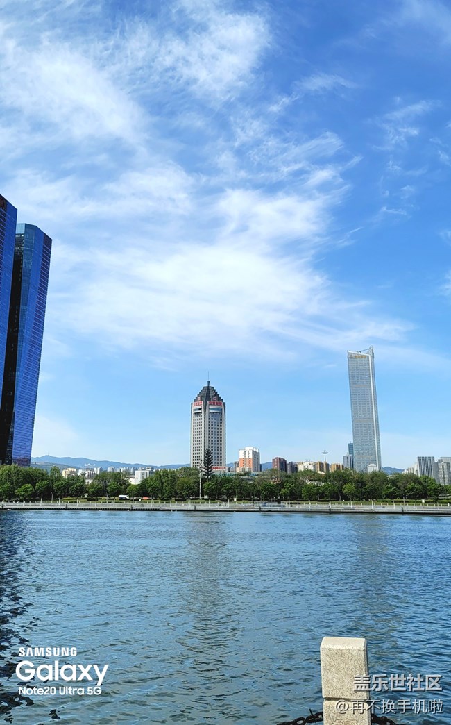 20U據(jù)說更新4.1后相機(jī)性能有提升(增加兩張4.1的對(duì)比圖）