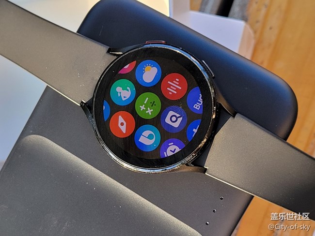 【食糧】+ 三星三合一無線充電板