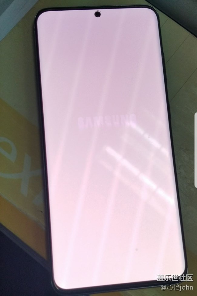 三星S20屏幕發(fā)白發(fā)綠