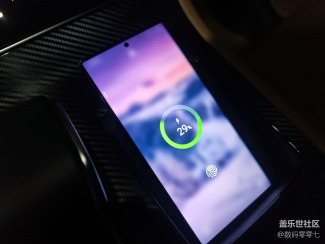 上手三星 Galaxy S22 Ultra，這顏值和配置不愧是安卓機(jī)皇