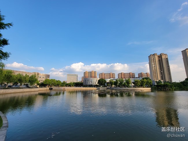 S21 Ultra 主攝無法對(duì)焦，拍攝的照片是模糊的