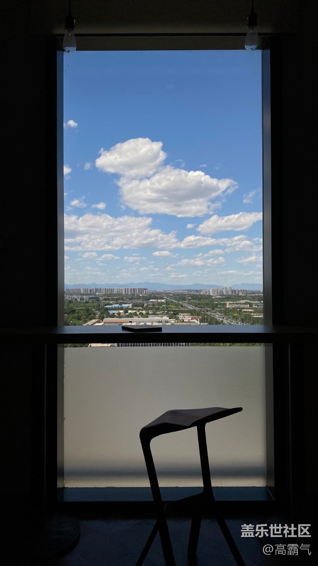 【云是世界的公民】+送您一朵云