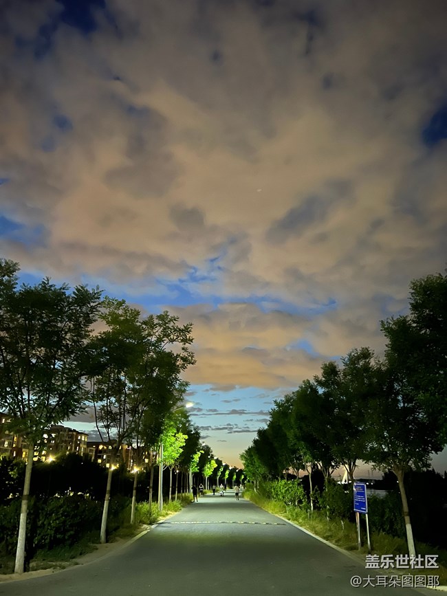 【云是世界的公民】+夏日的云