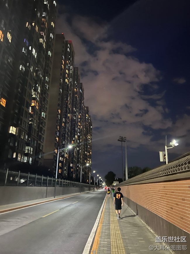 【云是世界的公民】+夏日的云