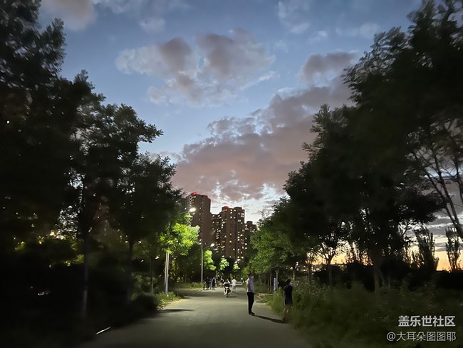 【云是世界的公民】+夏日的云