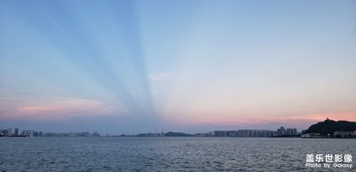 傍晚的海景