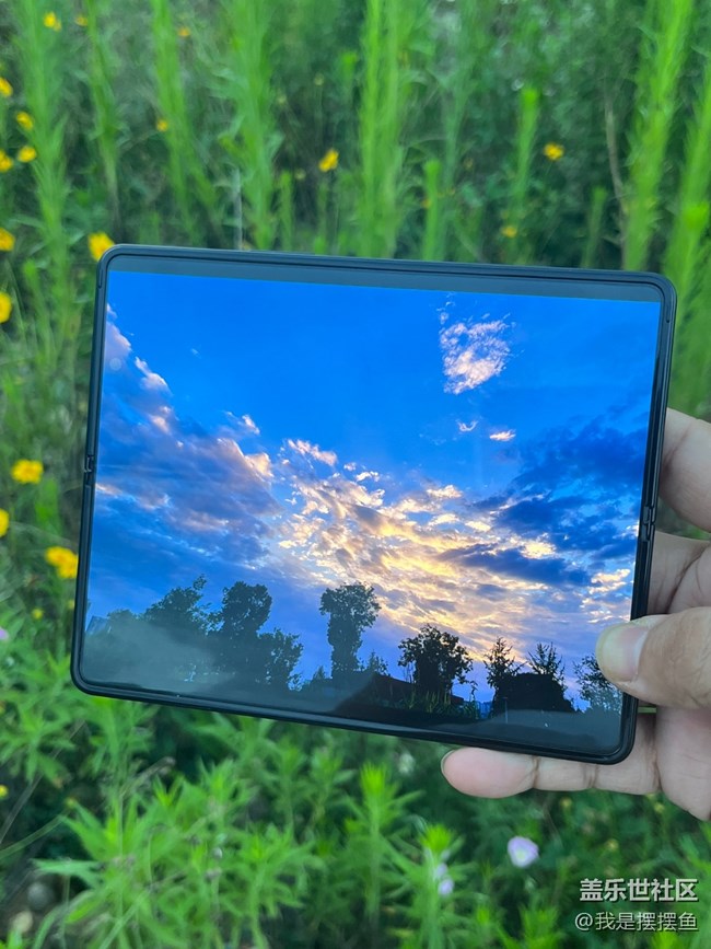 終于換三星Galaxy Z Fold3了 終于換三星Galaxy Z Fold3了