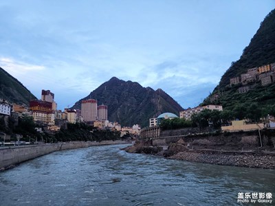 城鎮(zhèn)傍晚