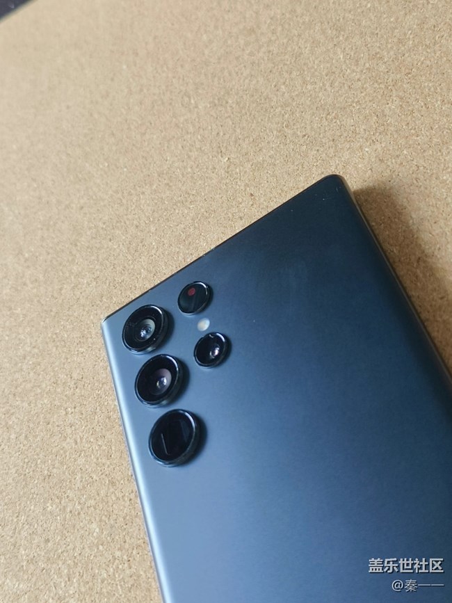 前后雙面康寧大猩猩Vitus+玻璃，S22U應(yīng)該是獨(dú)一份吧？