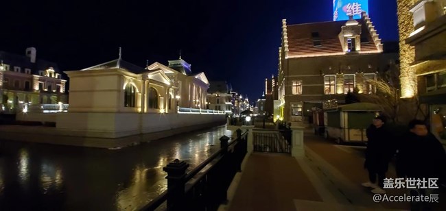 【霓虹燈下】-城市廣場夜景~