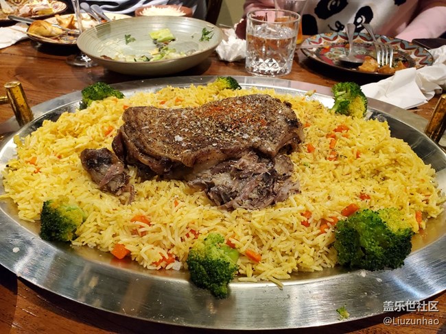 【八九不離食】+各式各樣的美食