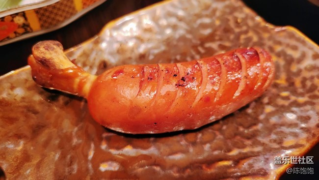 【霓虹燈下】一家日料店