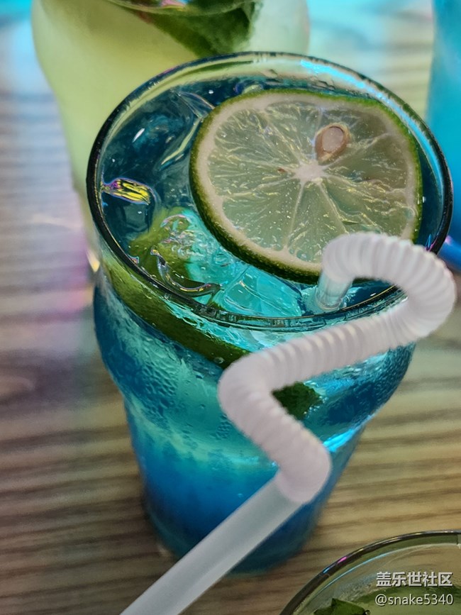 三星S22系列《夜城日記》沈陽(yáng)站 三星S22系列《夜城日記》沈陽(yáng)站