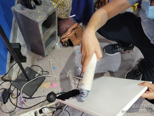 揮舞畫(huà)筆與記錄美好生活的活動(dòng)