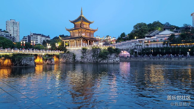 【生活需要色彩！】游甲秀樓