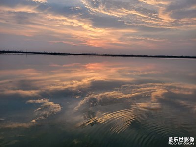 蘇州陽(yáng)澄湖夏日落霞