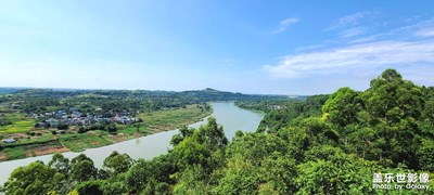 暴雨后的烈日當(dāng)空登高隨拍！