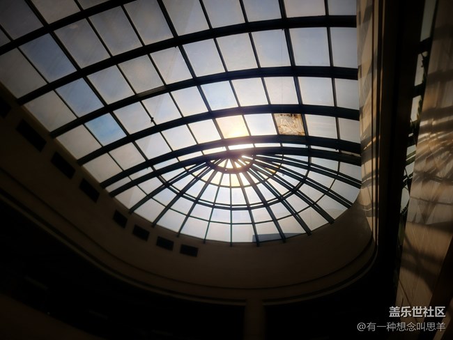 【空間藝術(shù)】光影中的紅燈籠