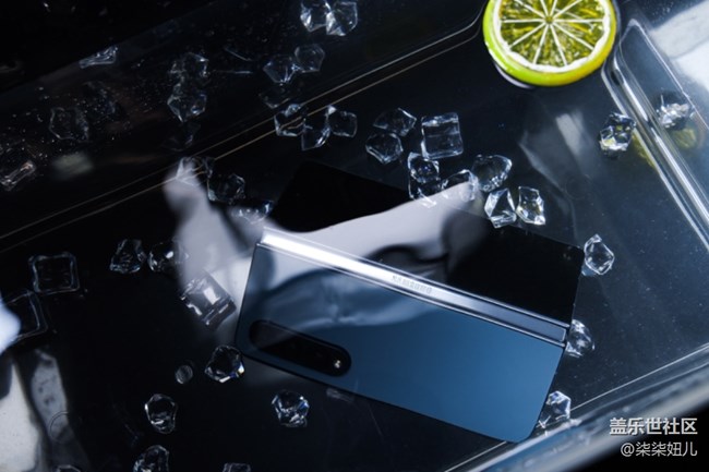 Galaxy Z Flip4和Galaxy Z Fold4簡直戳中了我的心巴！