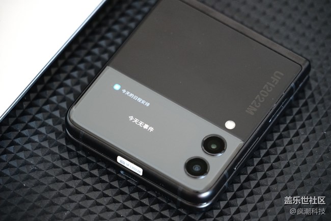 還把手機(jī)外屏當(dāng)擺設(shè)？其實(shí)它可以這樣玩！