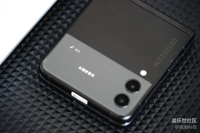 還把手機(jī)外屏當(dāng)擺設(shè)？其實(shí)它可以這樣玩！