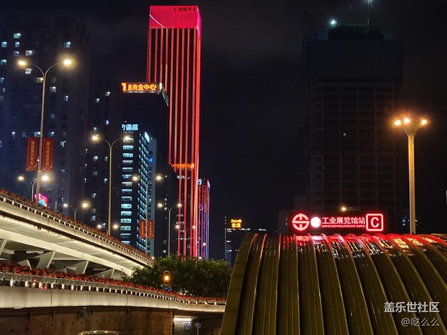 【空間藝術(shù)】工業(yè)展覽館