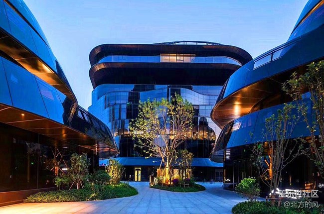 【秋高氣爽】----美，真美，北京真美