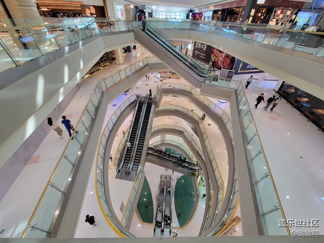 【廣闊天地】+ 商場的廣角拍攝