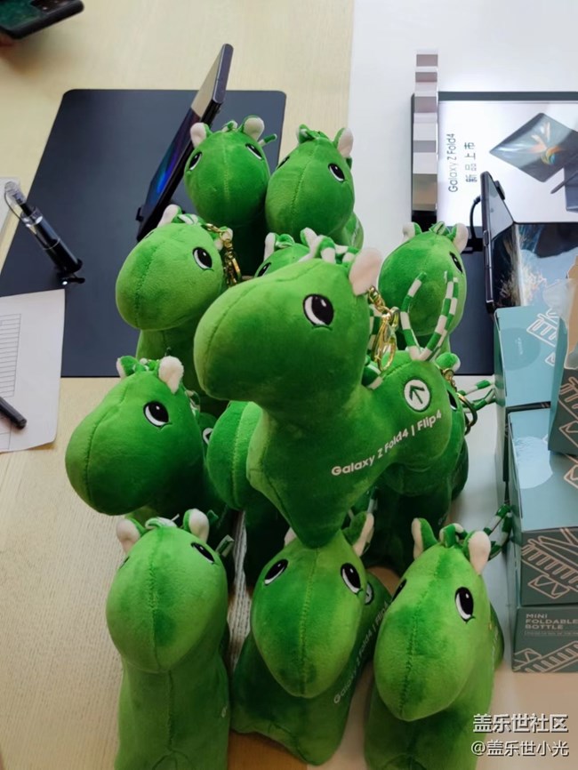 【新品快閃店打卡】沈陽星部落Fold4&Filp4快閃店品鑒回顧 【新品快閃店打卡】沈陽星部落Fold4&Filp4快閃店品鑒回顧