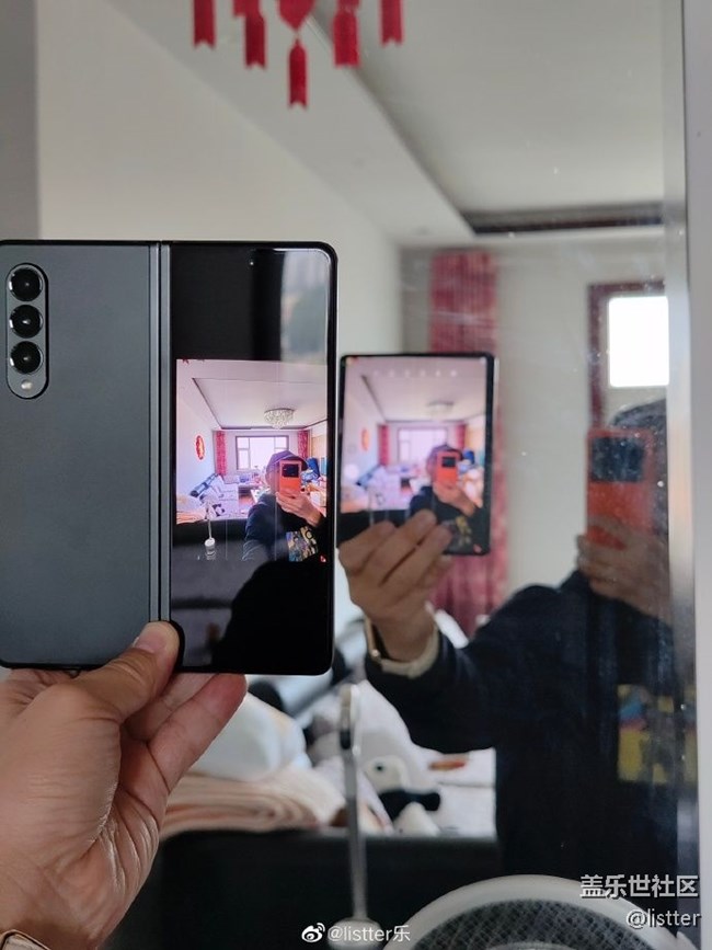 三星折疊屏解鎖了非折疊屏體驗不到的一些好玩實用的功能。