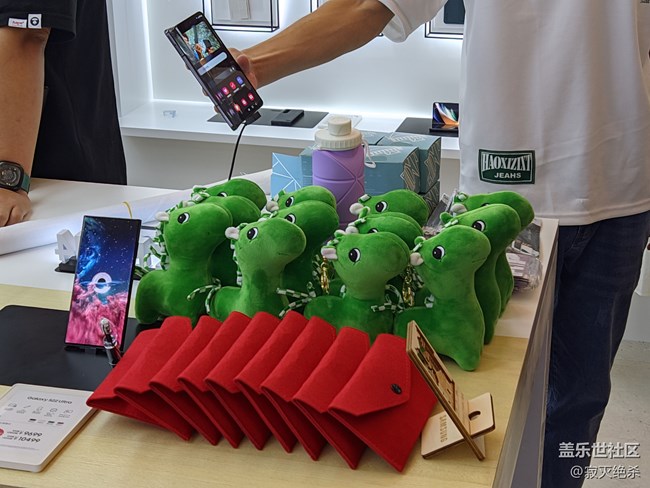 【新品快閃店打卡】 摸摸前沿科技