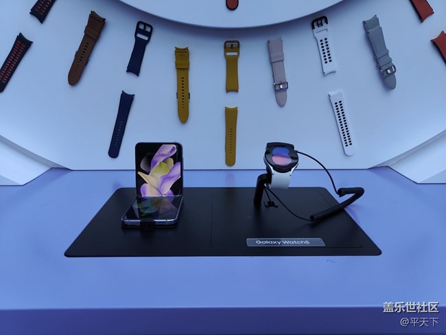 【秋高氣爽】三星新品快閃店，北京三里屯店