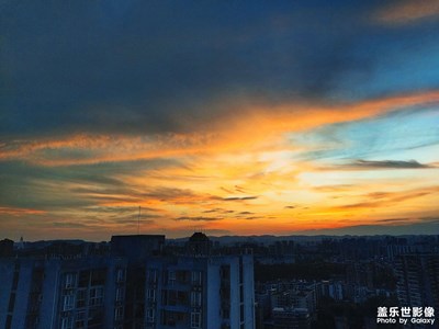晚霞