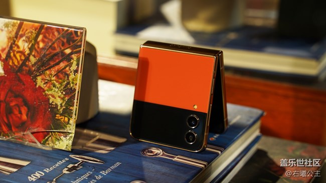 三星Galaxy Z Flip4 Bespoke Edition 繽色定制版精美圖賞 三星Galaxy Z Flip4 Bespoke Edition 繽色定制版精美圖賞