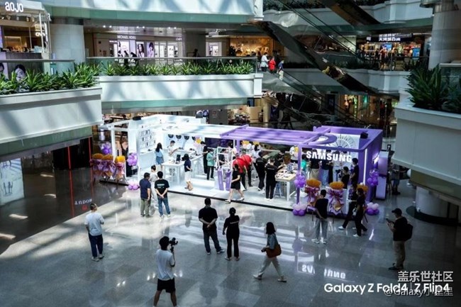 起始于此 豈止于此 三星全新折疊屏手機「快閃體驗店」