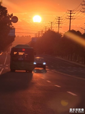 夕陽無限好，只是近黃昏