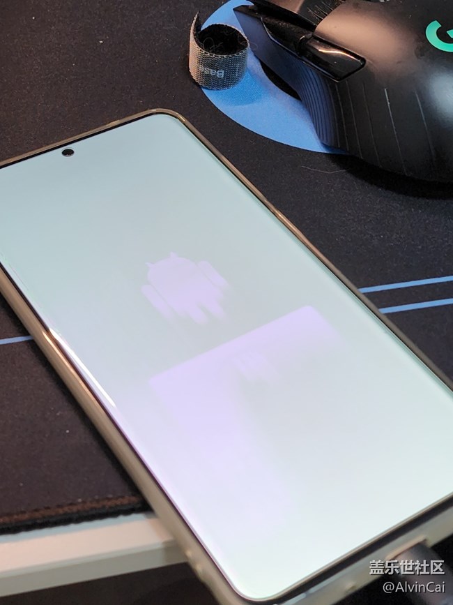 S20Ultra 無故白屏求助